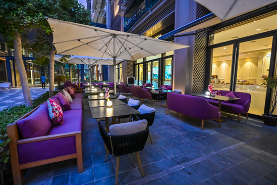 FrenchBristo_OutDoor